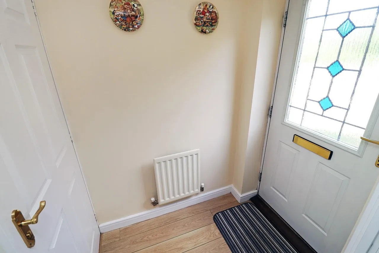 Braystones Close, Timperley, Cheshire WA15 7RB, photo 19