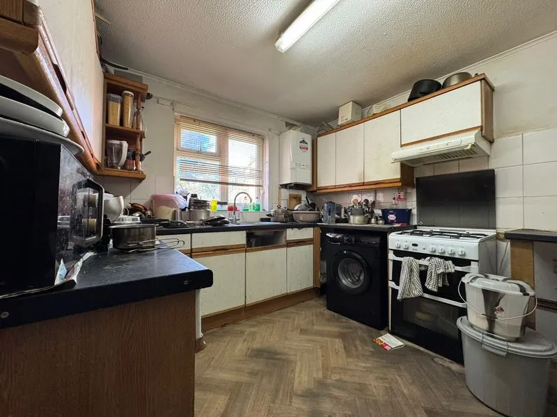 Bramingham Road, Luton, LU3, photo 5