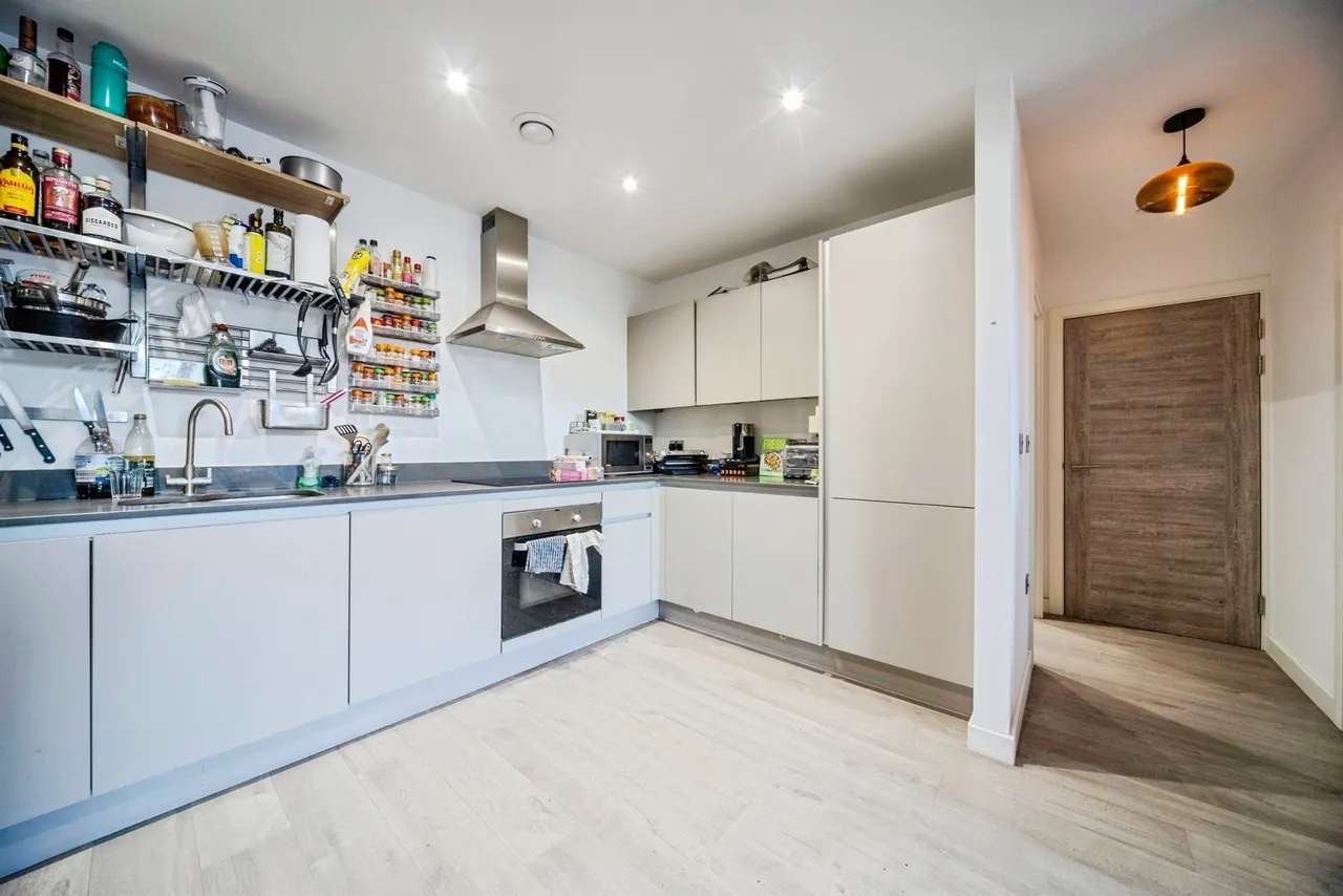 Buckingham Road, Bletchley, MK3, photo 4
