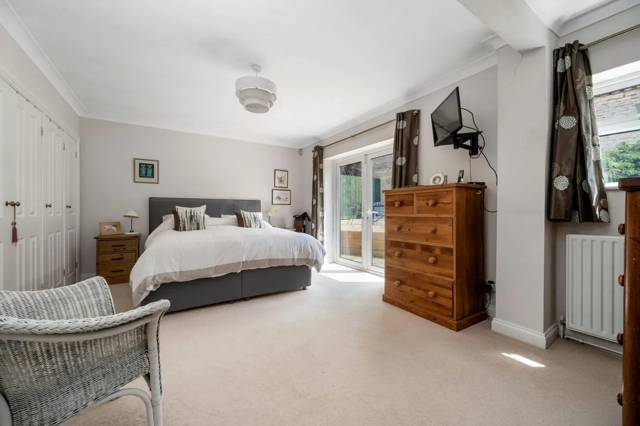 High Street, Corby Glen, NG33, photo 15