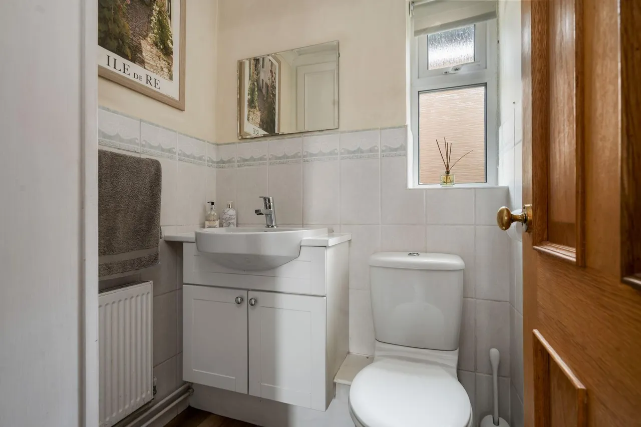 High Street, Corby Glen, NG33, photo 7