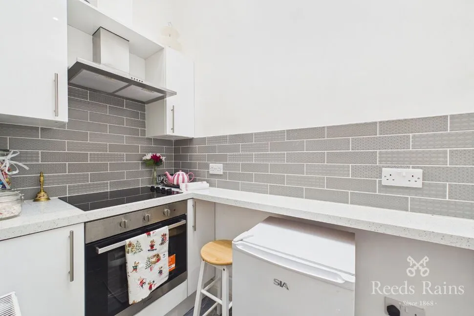 Mayfield Grove, Stockport, SK5, photo 12