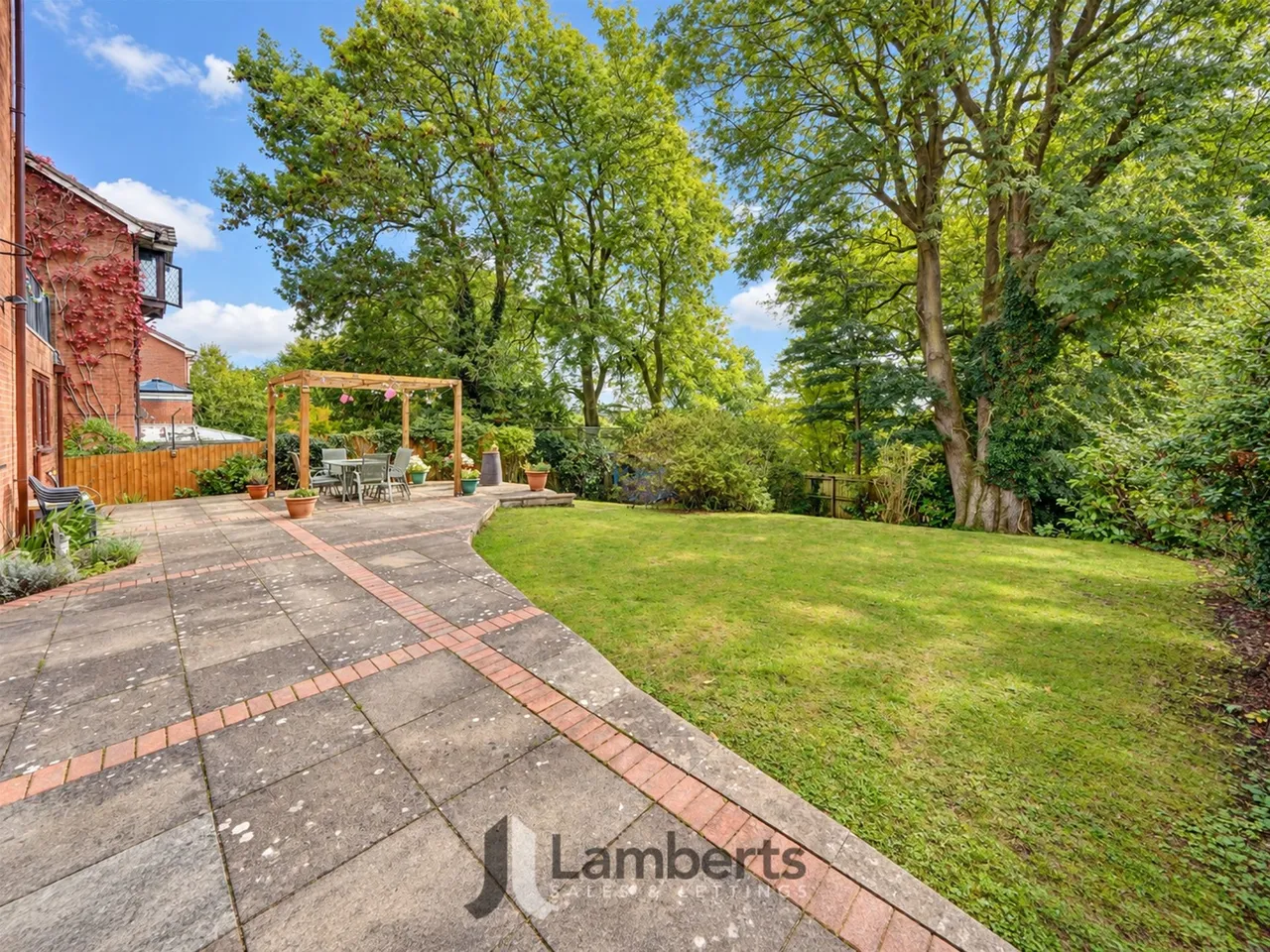 Yeadon Close, Redditch, photo 24