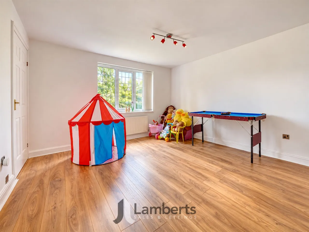 Yeadon Close, Redditch, photo 15