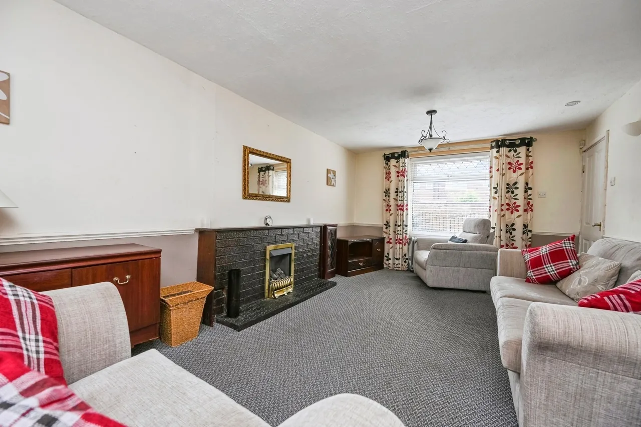 Lynton Road, Liverpool, L36, photo 2