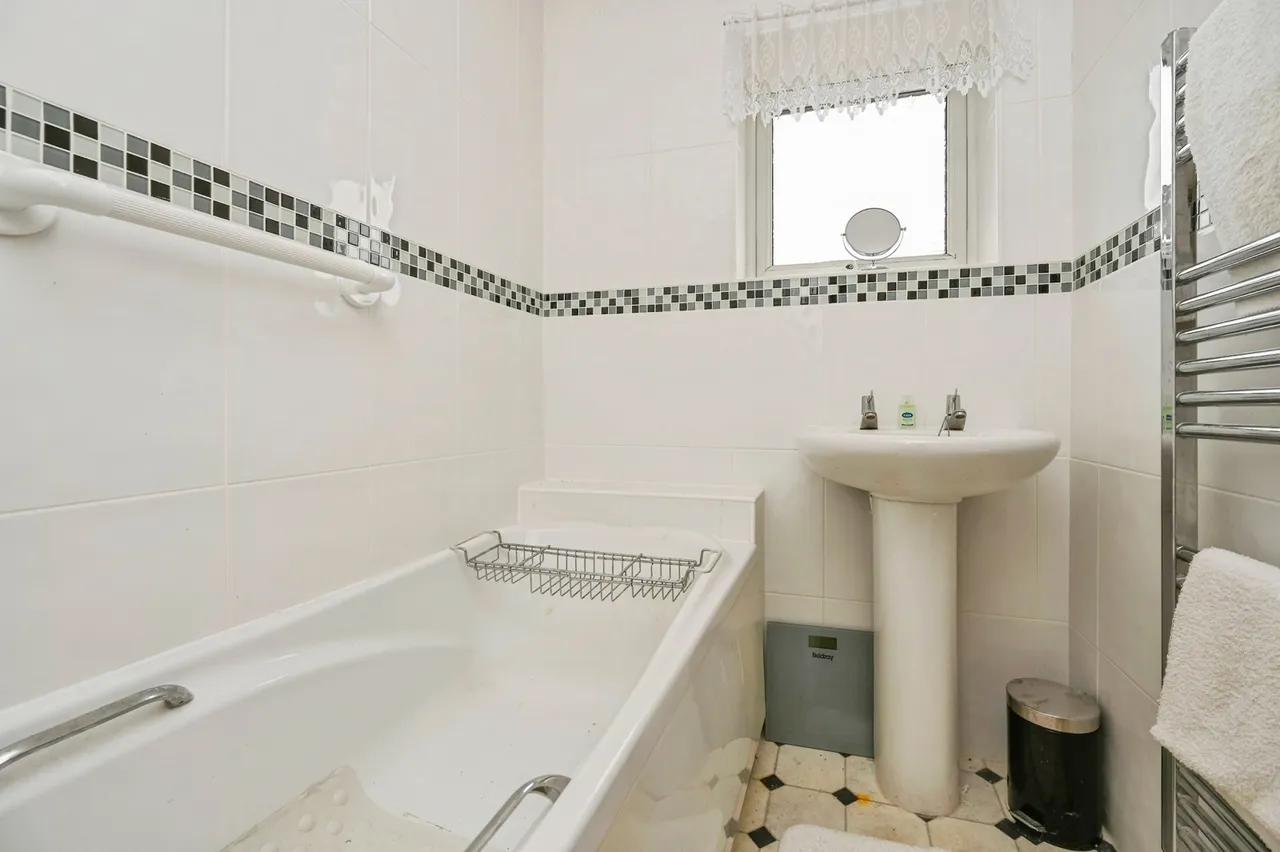 Lynton Road, Liverpool, L36, photo 14