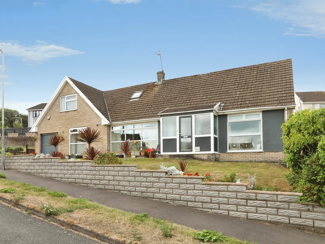 5 bed house for sale, Coed Yr Esgob Pontyclun, CF72