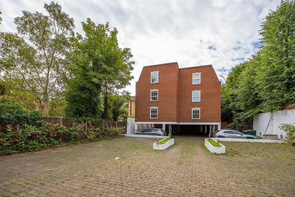 London Road, Isleworth, TW7, photo 7