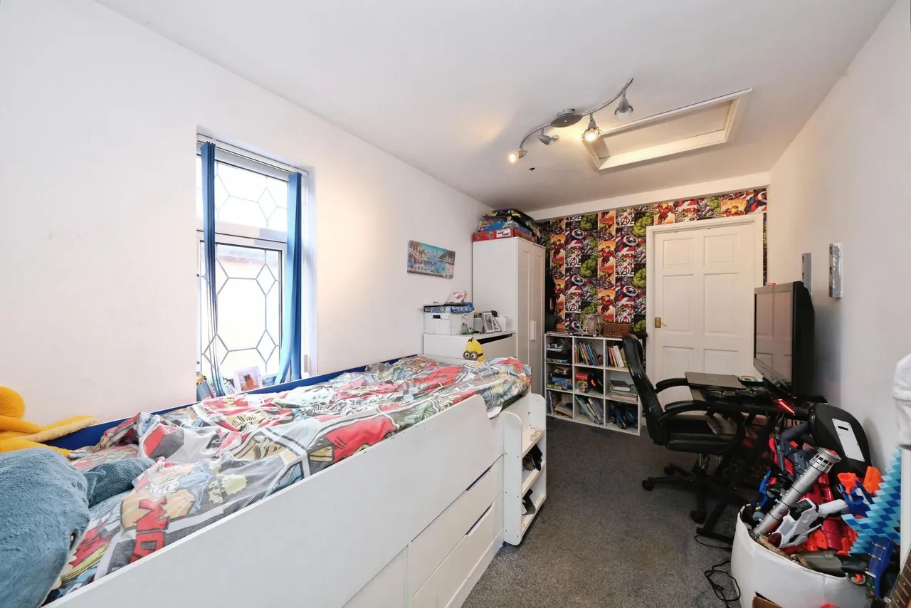 Mansfield Road, Nottingham, NG16, photo 12