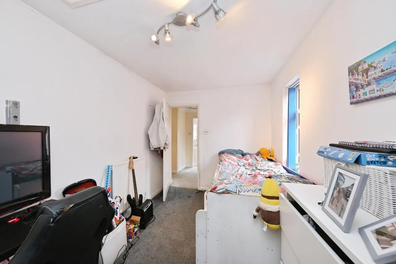 Mansfield Road, Nottingham, NG16, photo 13