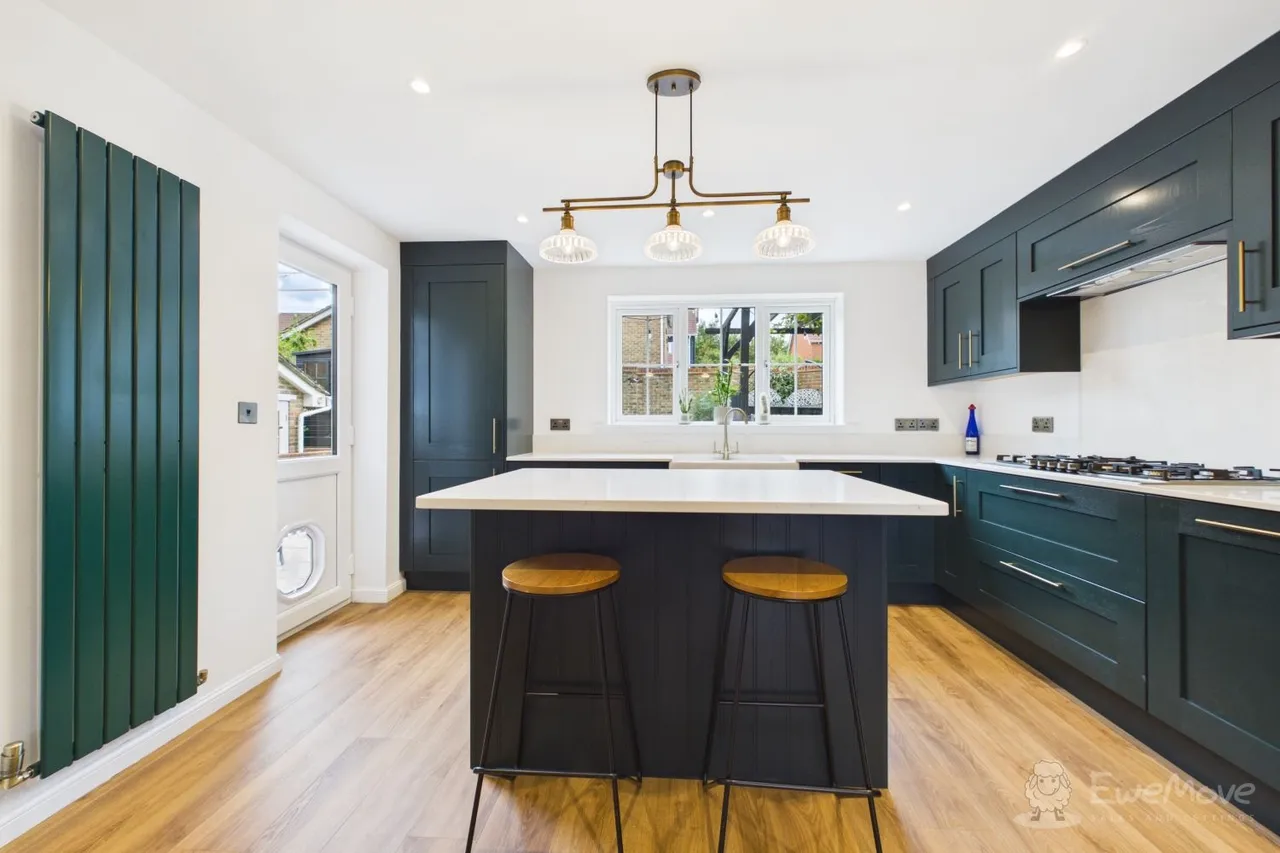 Lewis Road, Hawkinge, CT18, photo 5