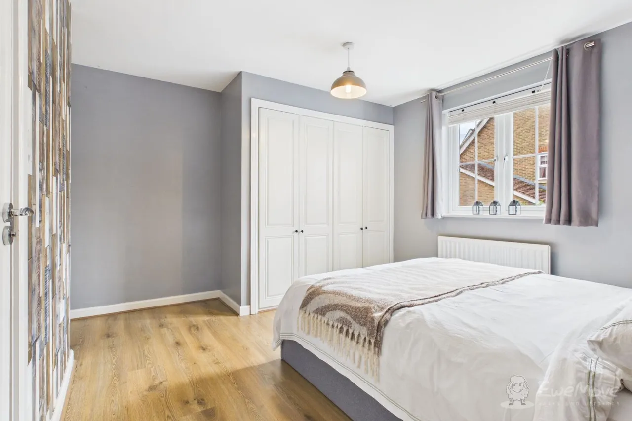 Lewis Road, Hawkinge, CT18, photo 28