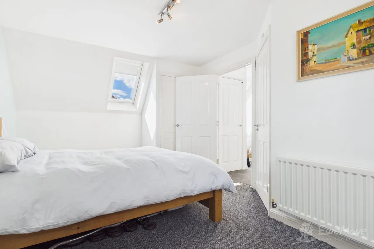 Lewis Road, Hawkinge, CT18, photo 36