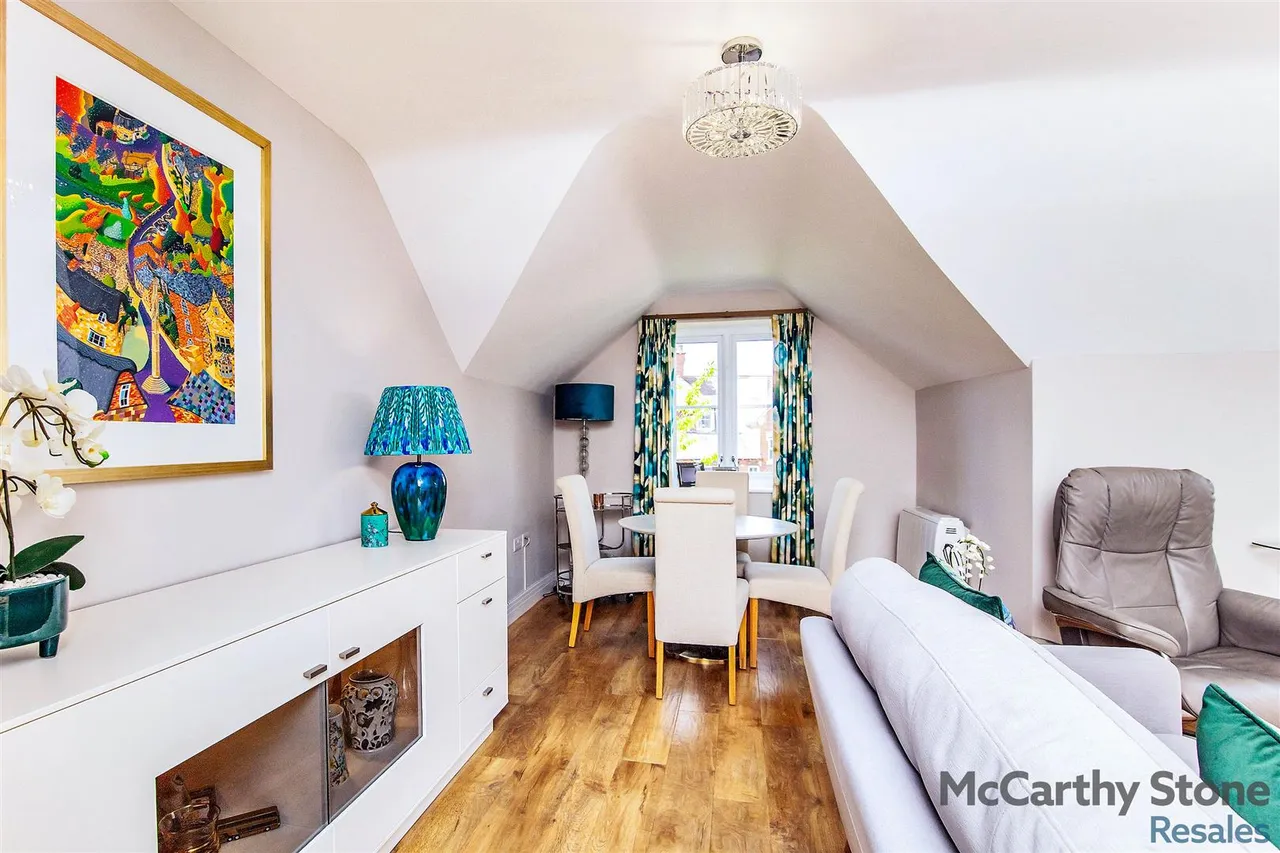 Tresham Close, Kettering, NN15, photo 7
