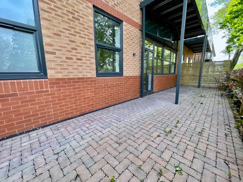 Furlong Road, Bourne End SL8 5AJ, photo 4