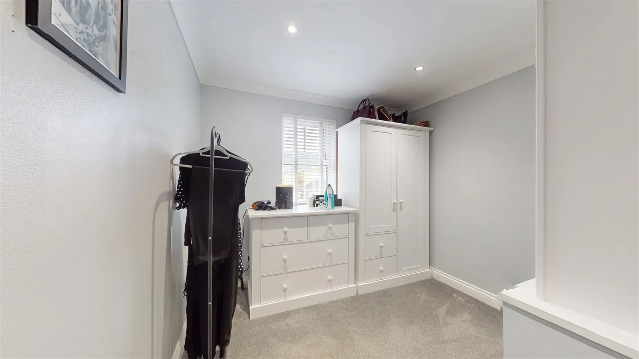 Leary Crescent, Newport Pagnell, photo 15