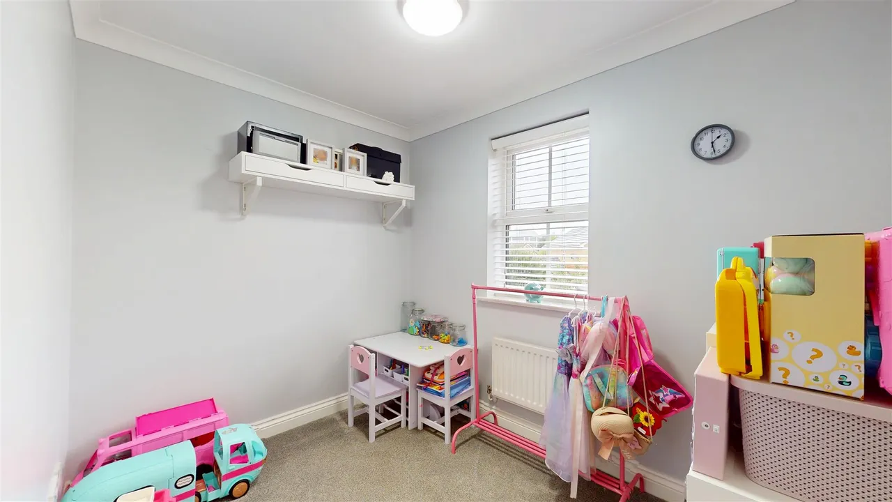Leary Crescent, Newport Pagnell, photo 16