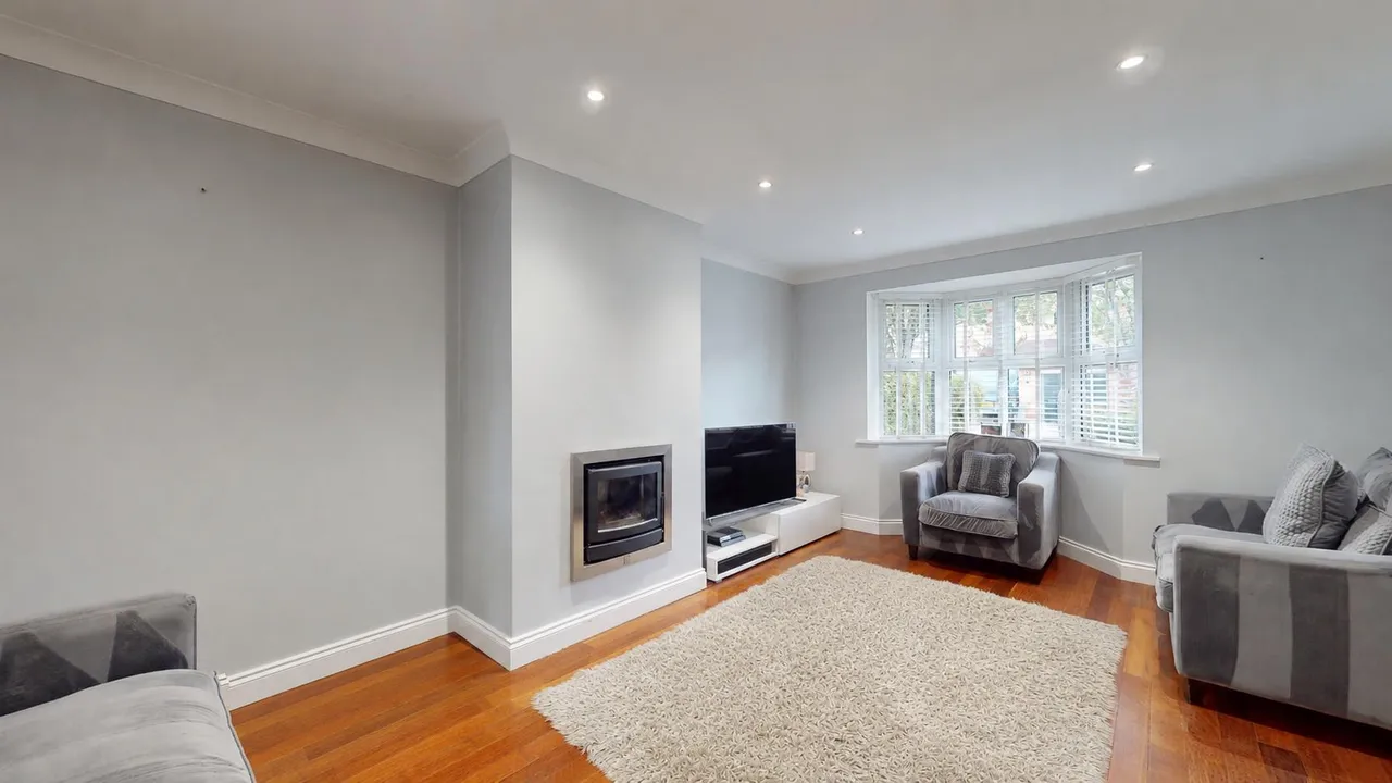 Leary Crescent, Newport Pagnell, photo 3