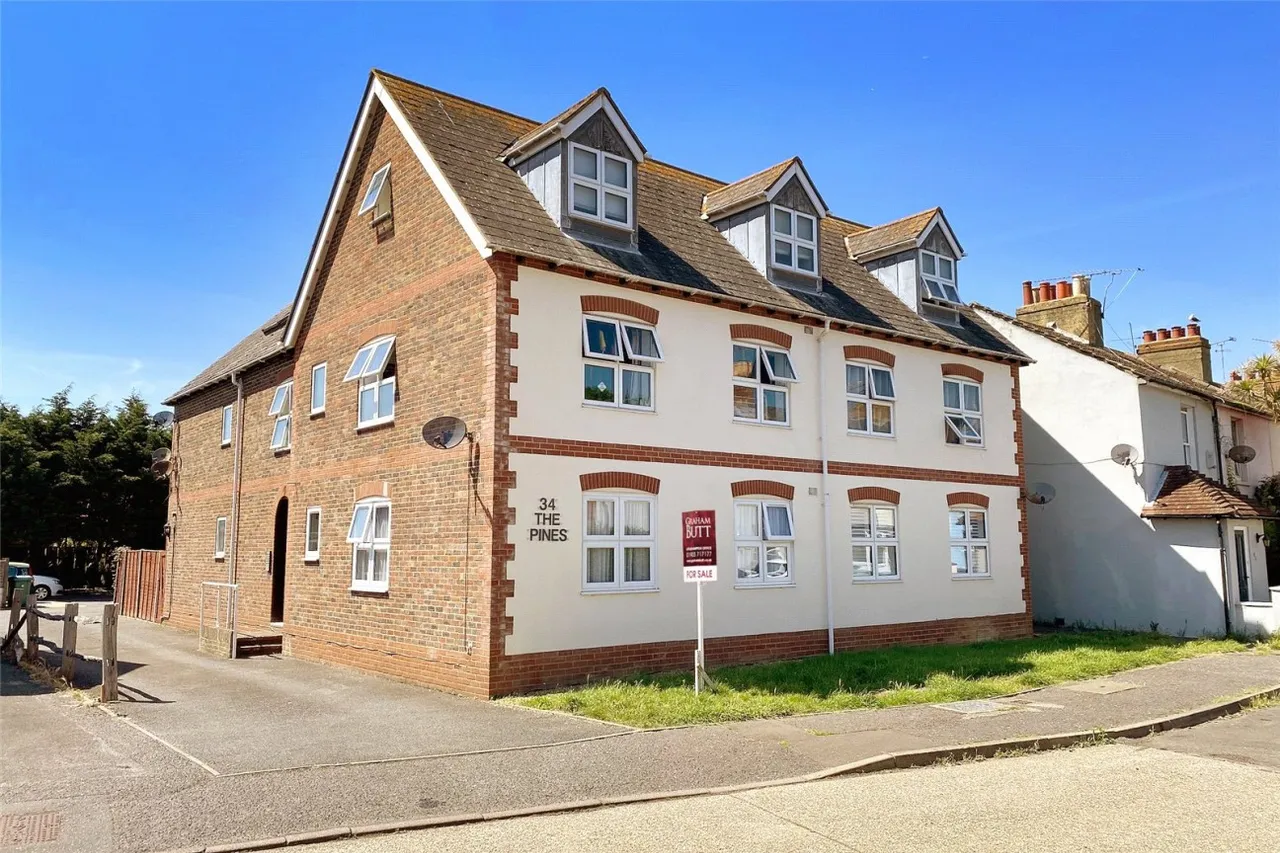 3 bed flat for sale, Littlehampton, BN17