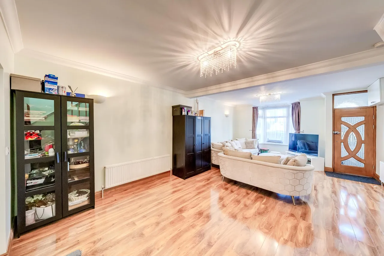 Hollybush Street, London, E13, photo 5
