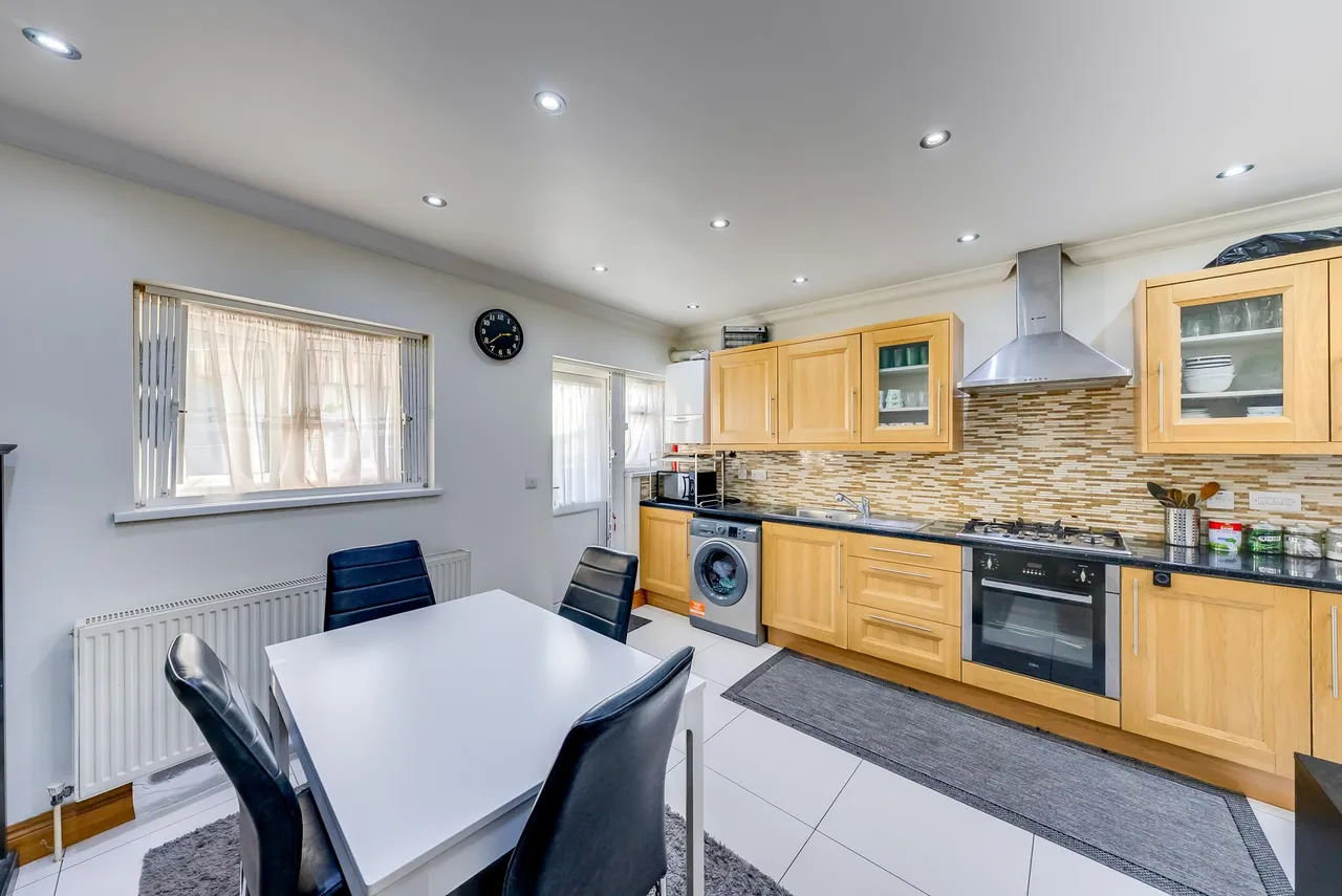 Hollybush Street, London, E13, photo 10