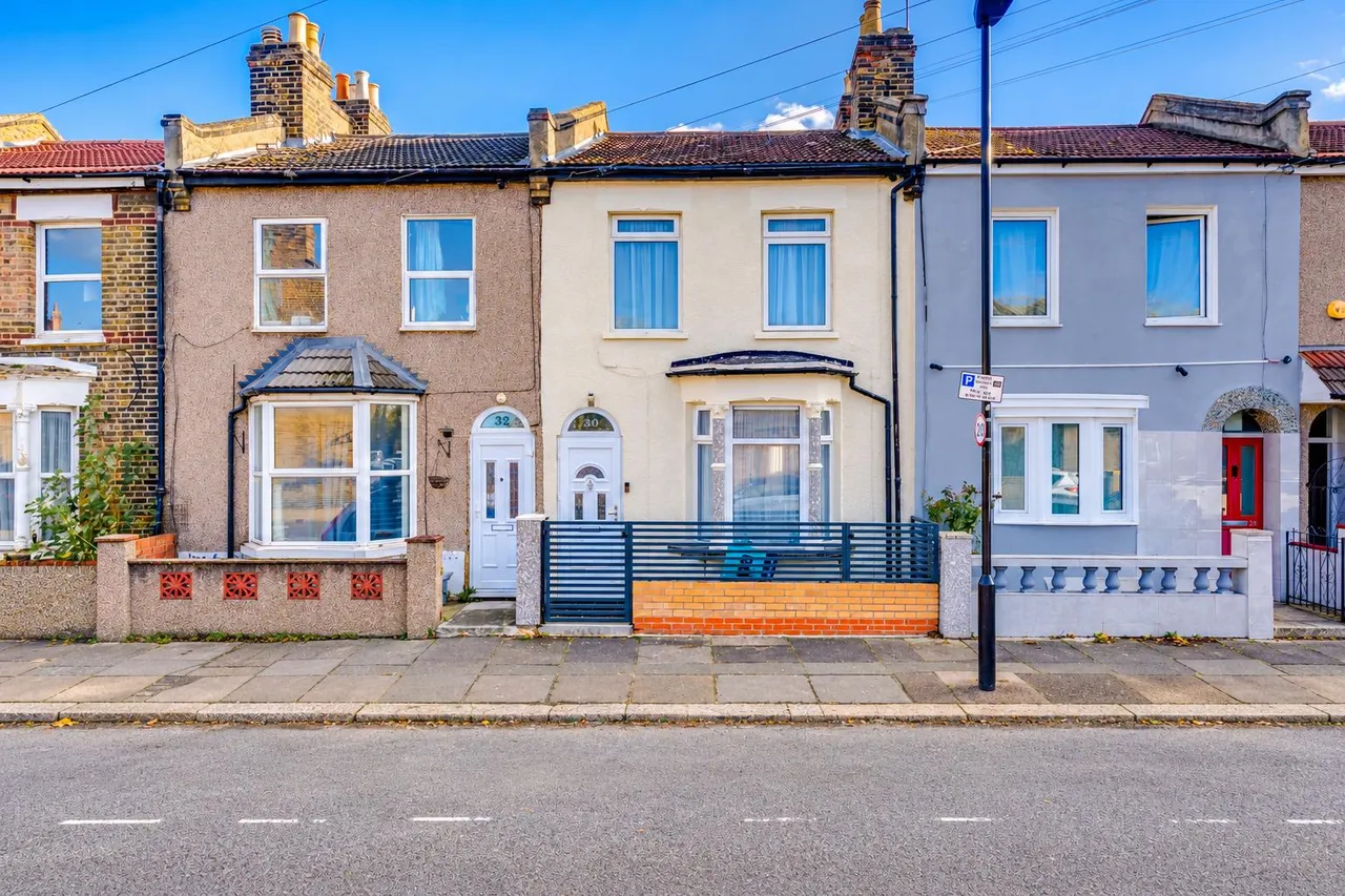 Hollybush Street, London, E13, photo 25
