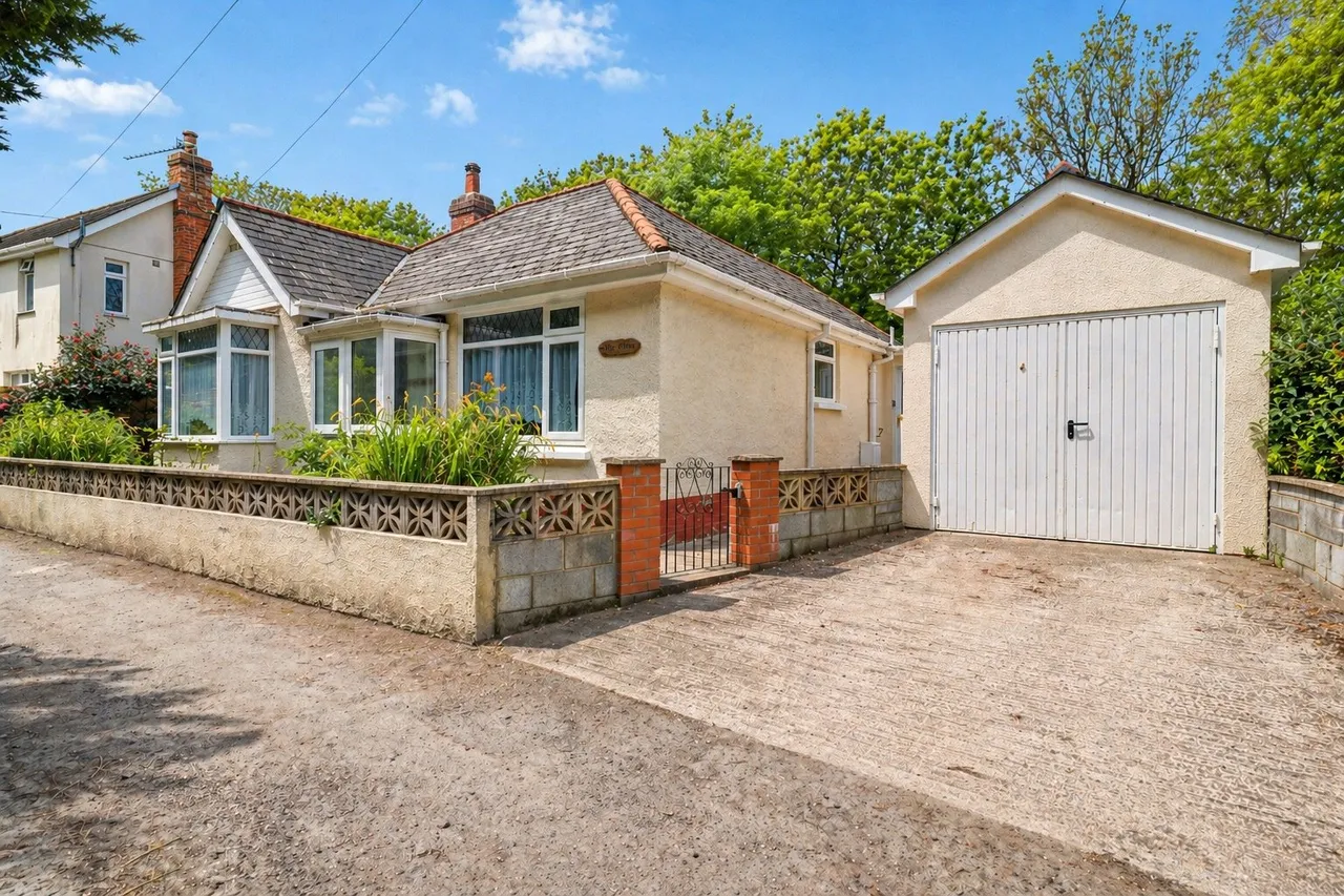 2 bed house for sale, Burlington Close, Barnstaple, EX32