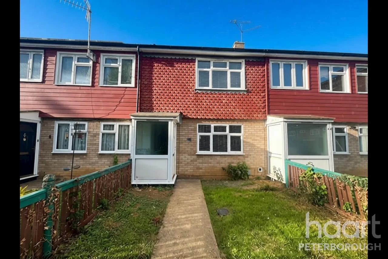 2 bed house to rent, Everdon Way, PE3