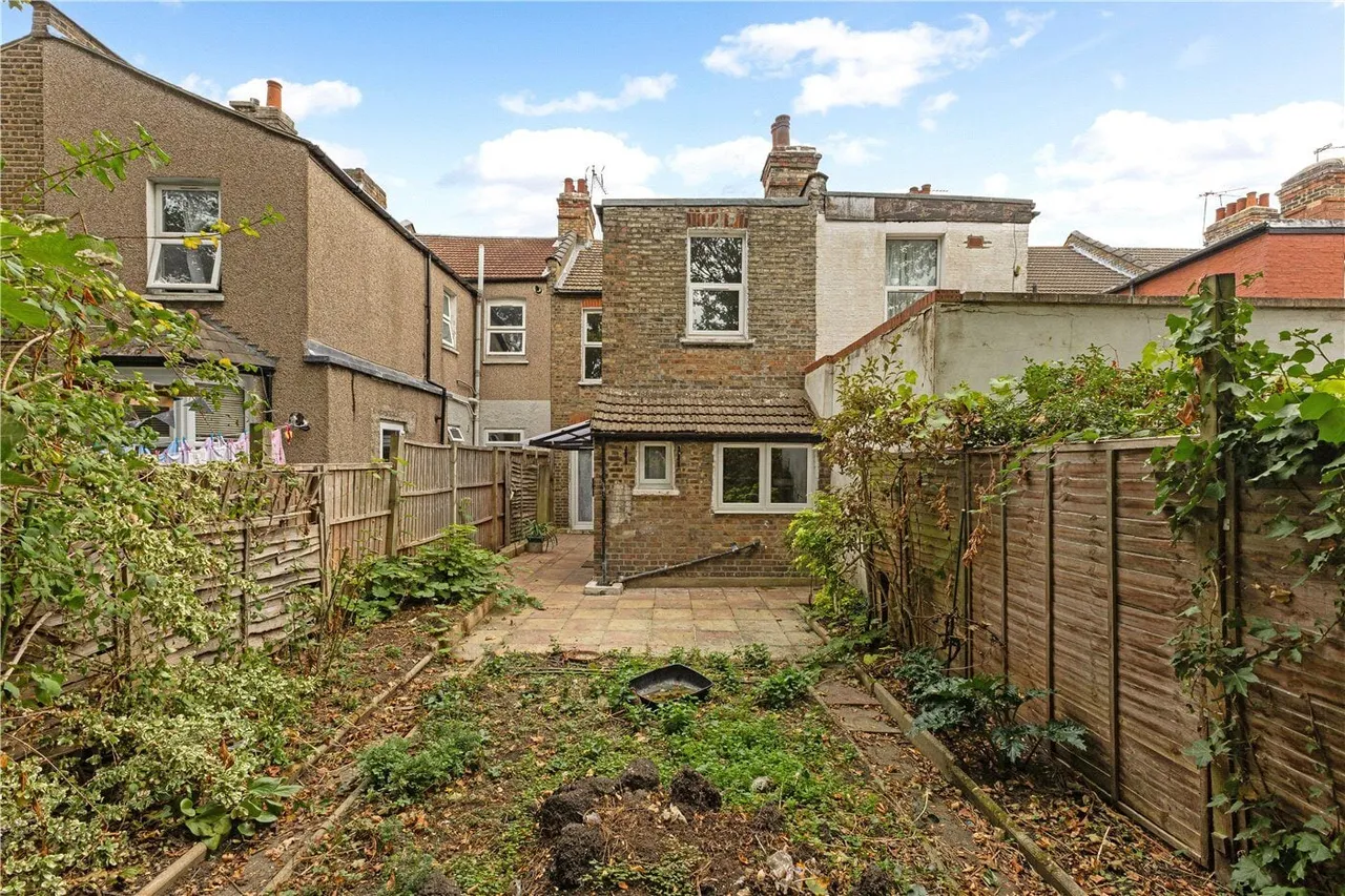 Kitchener Road, London, N17, photo 10