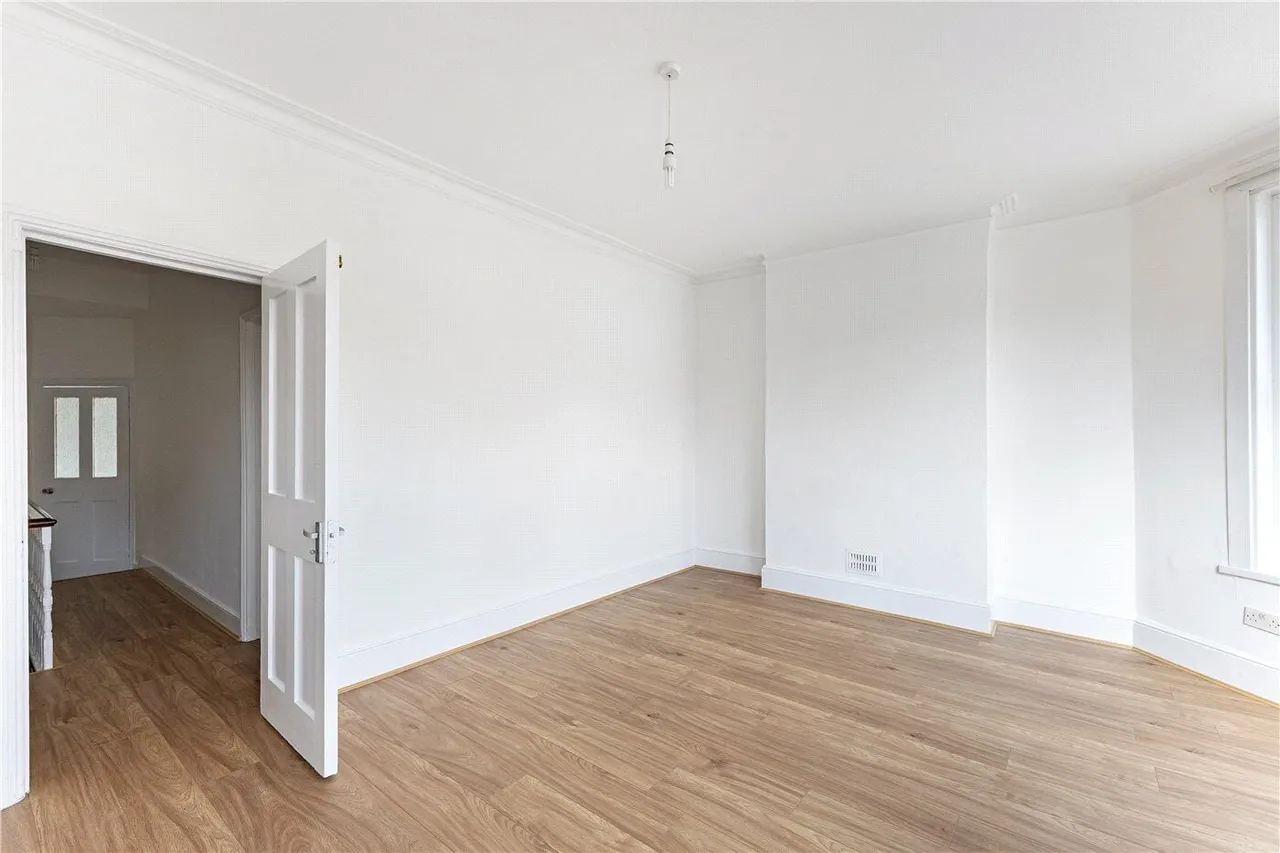 Kitchener Road, London, N17, photo 12