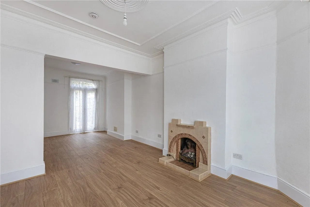 Kitchener Road, London, N17, photo 4