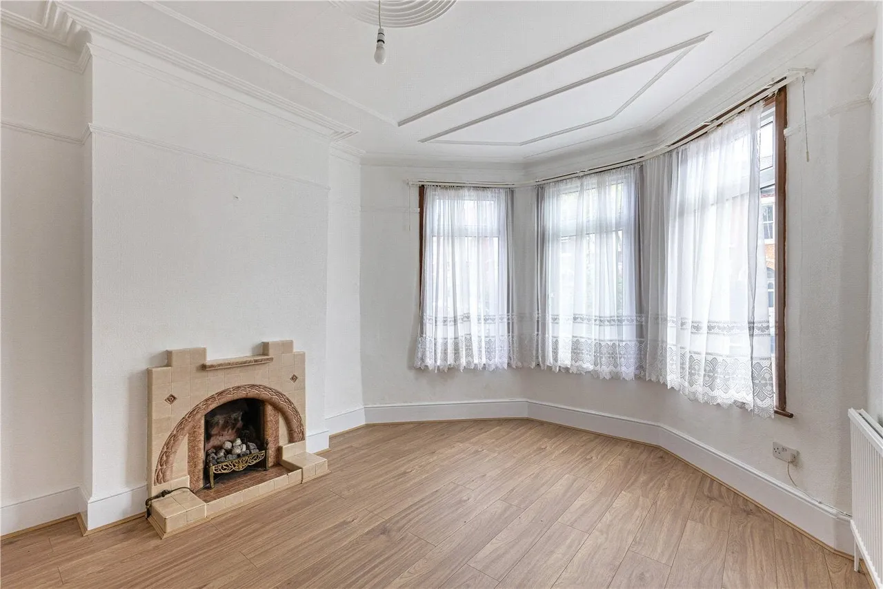 Kitchener Road, London, N17, photo 2