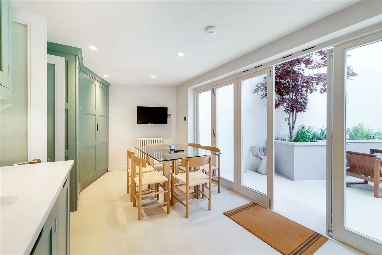Elnathan Mews, London, W9, photo 3