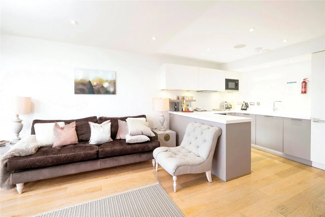 Trelyon Avenue, St. Ives, TR26, photo 15