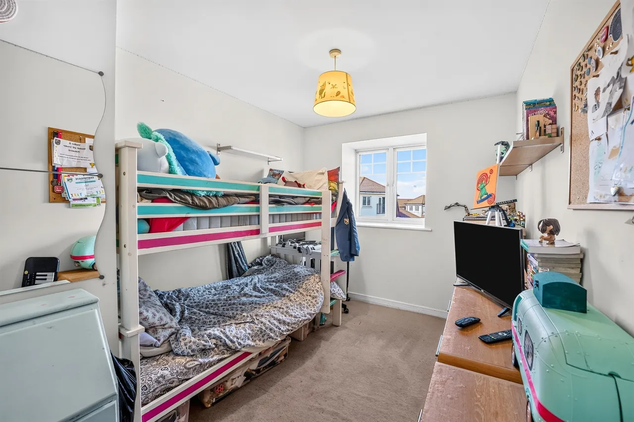 Schoolgate Drive, Morden, photo 8