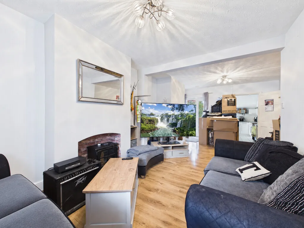 Egerton Road, Whitchurch, photo 4