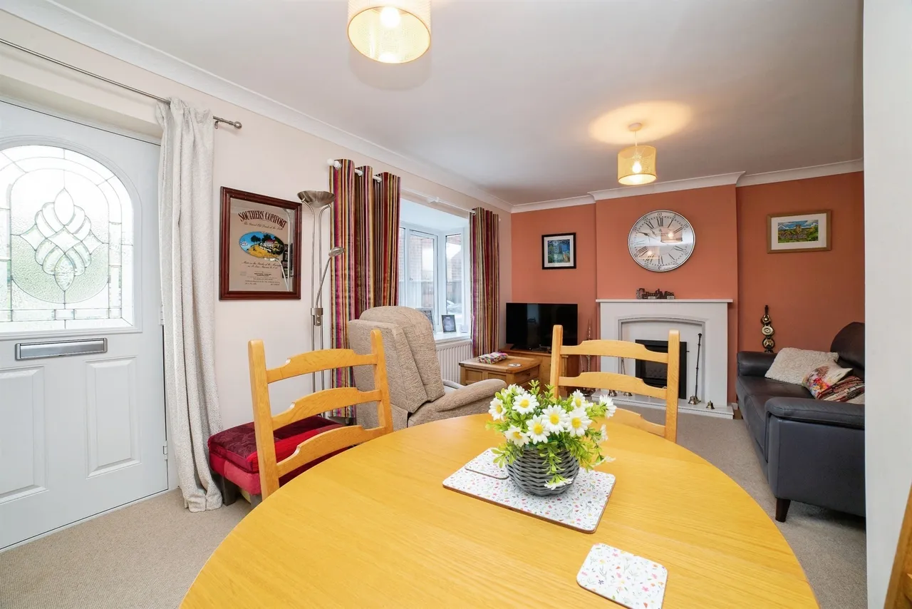 Larchdale Close, South Normanton, DE55, photo 4