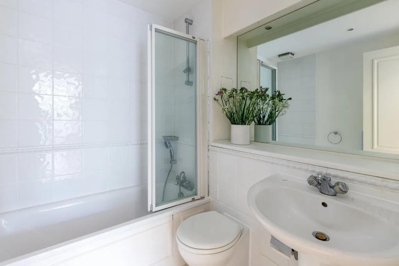 Point Pleasant, London, SW18, photo 9
