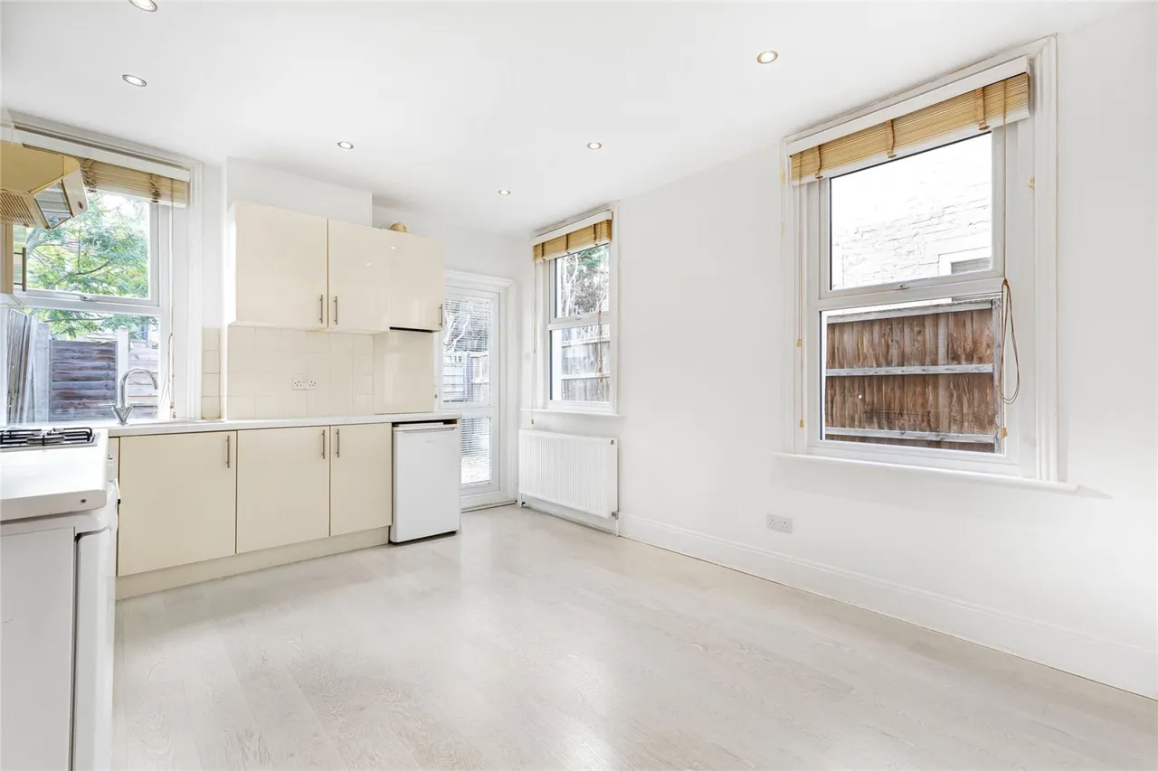 Kettering Street, Furzedown, photo 13