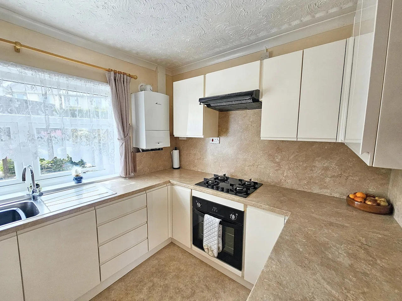 Ash Grove, Neath, SA11 3ST, photo 7