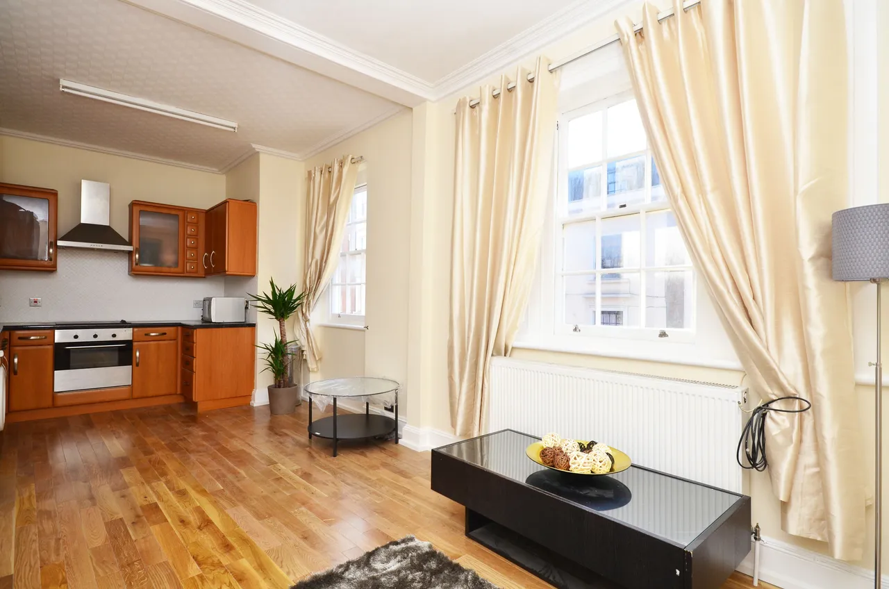 8 Aubrey Mansions, Lisson Street, London, photo 7