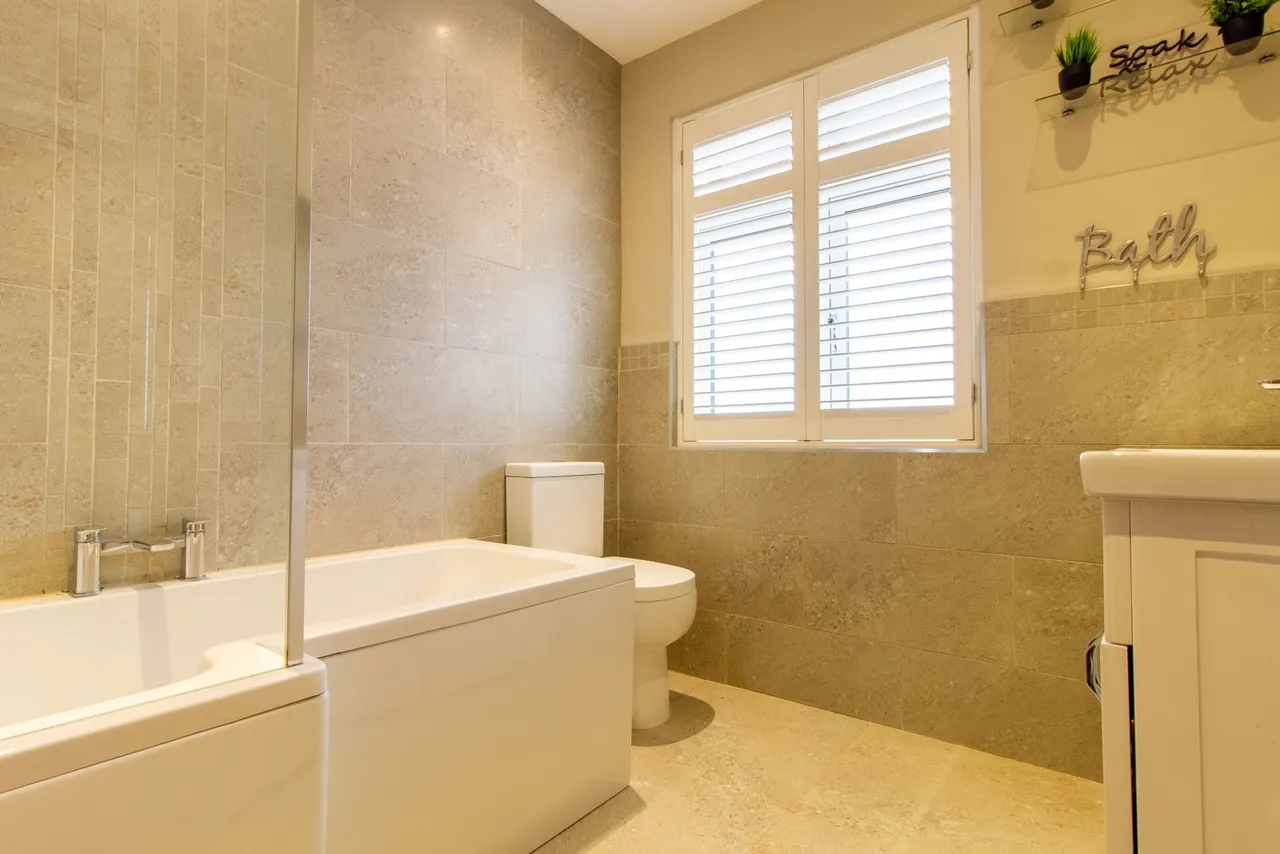 Beehive Lane, Great Baddow, Chelmsford, photo 11
