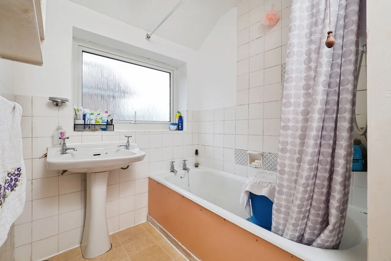 Appledore Avenue, Wollaton, NG8, photo 9