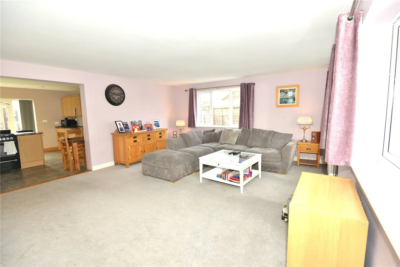 Station Road, Alderholt, Fordingbridge, Dorset, SP6 3RD, photo 5