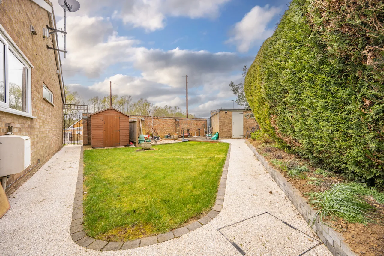 Severn Way, Kettering, NN16, photo 2