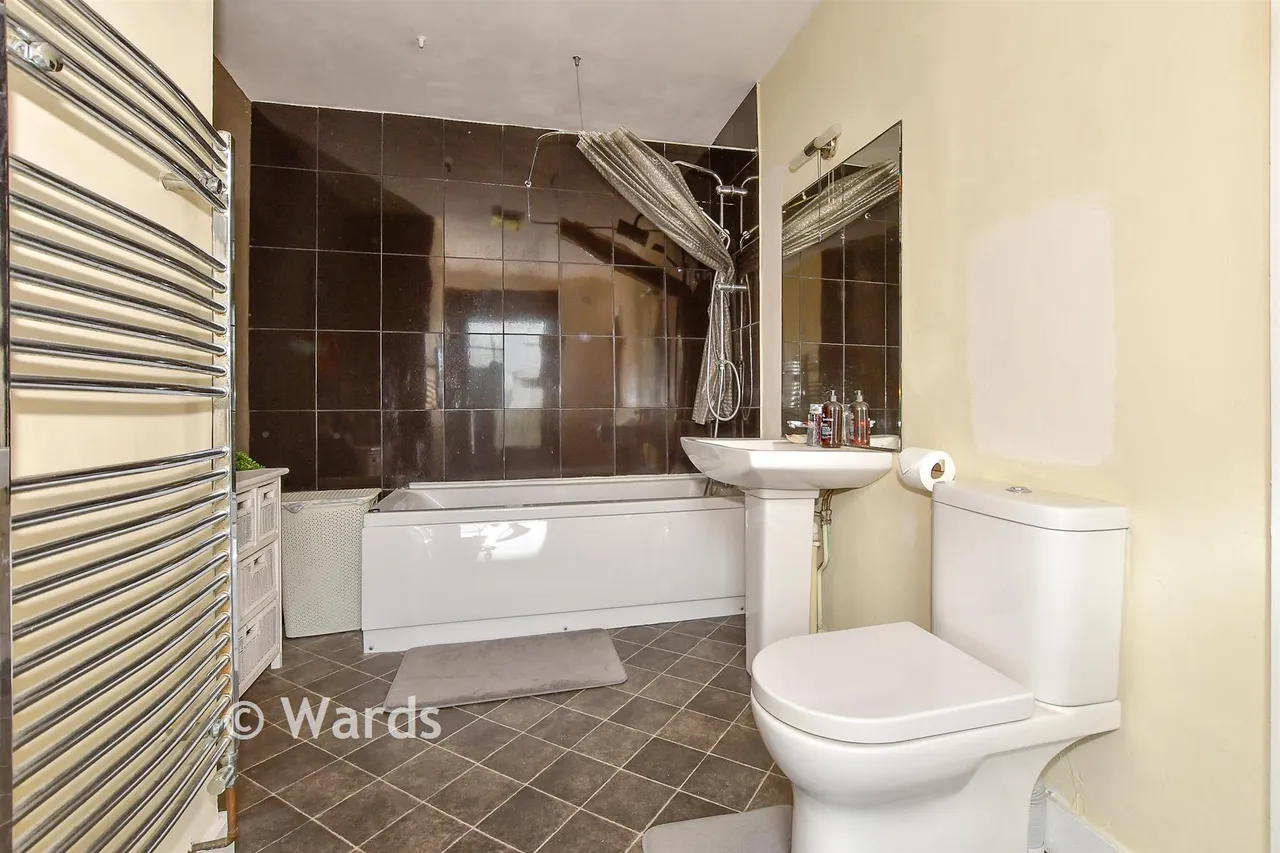 Upper Denmark Road, Ashford, TN23, photo 16