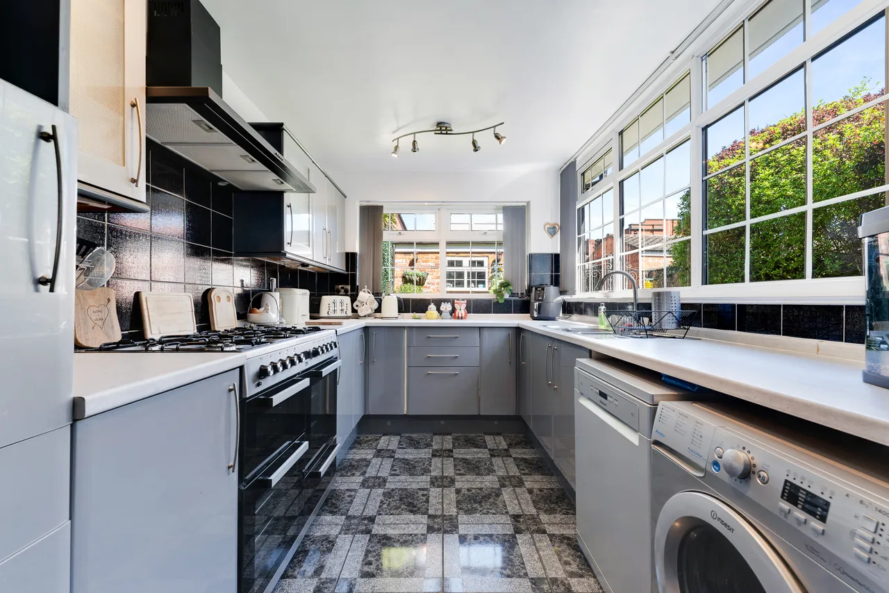 Manchester Road, Heaton Norris, SK4, photo 20