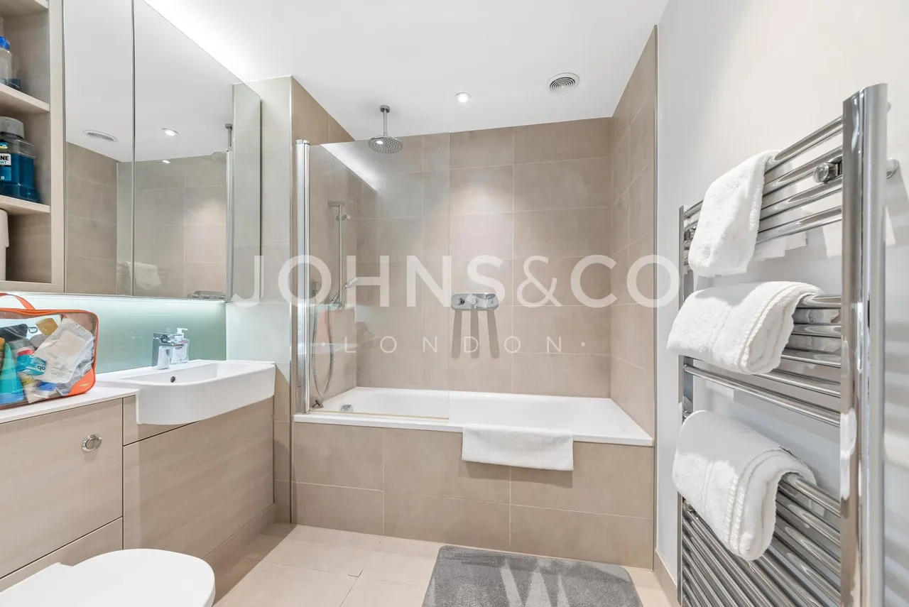 Glasshouse Gardens, Stratford, E20, photo 9