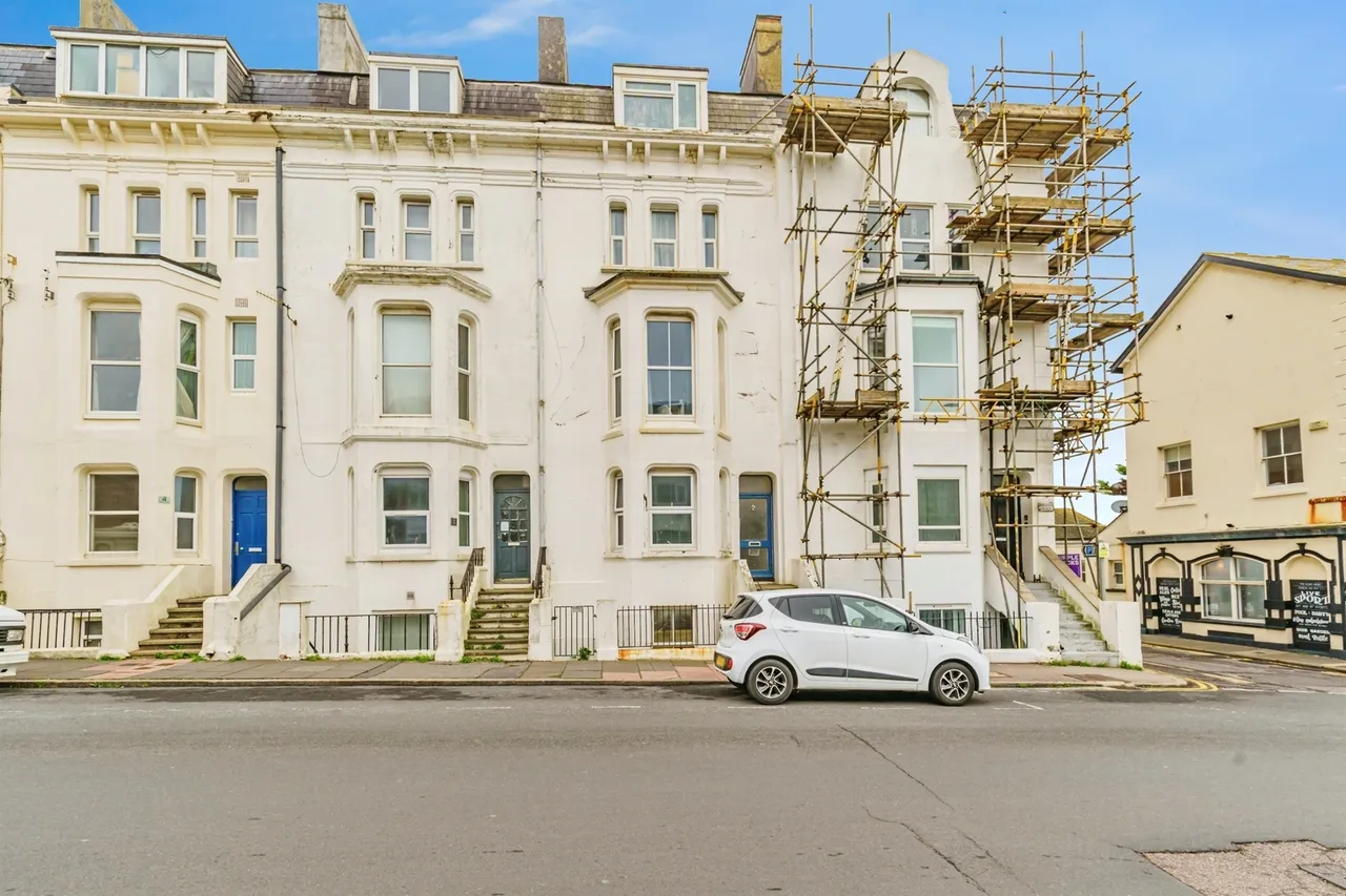 Pelham Place, Seaford, BN25, photo 11