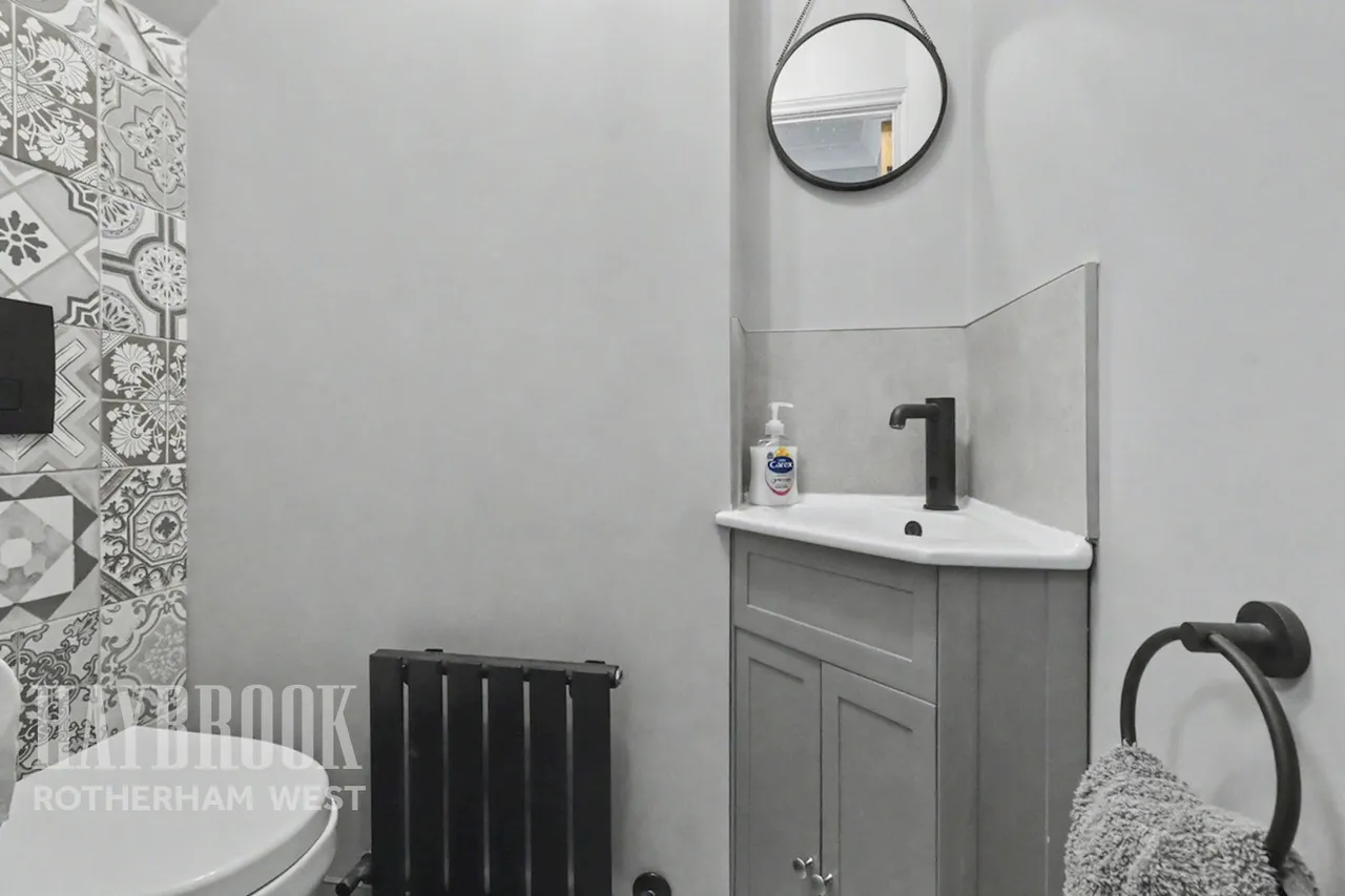 Ash Court, Maltby, photo 11